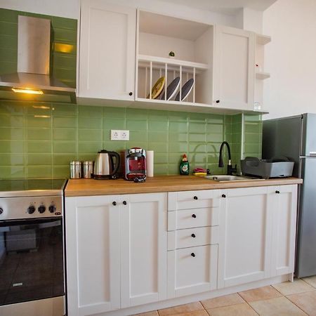 Notos Sea Front Apartment Glossa Extérieur photo